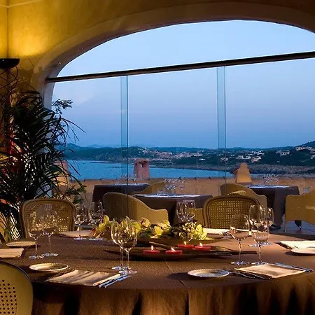 Colonna Resort, A Colonna Luxury Hotel, מלון