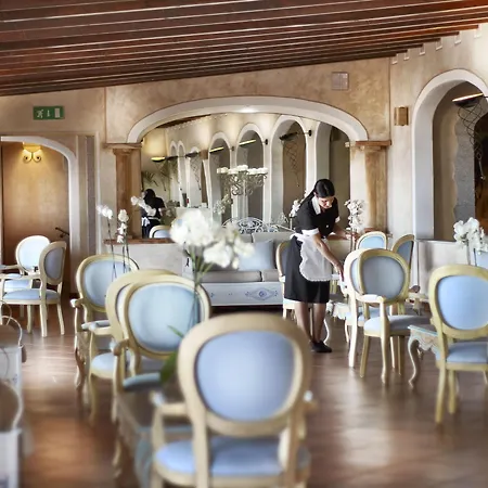 Colonna Resort, A Colonna Luxury Hotel, פורטו צ'רבו