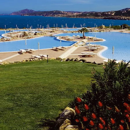 Colonna Resort, A Colonna Luxury Hotel, פורטו צ'רבו