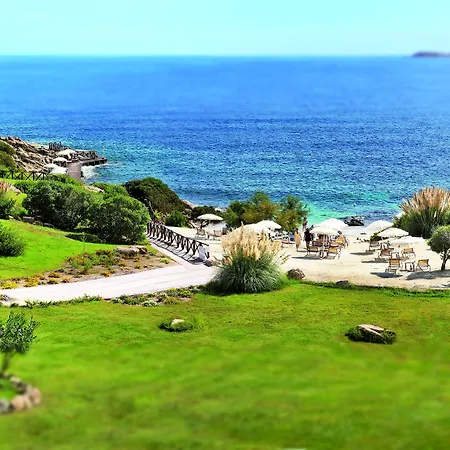 Colonna Resort, A Colonna Luxury Hotel, 切尔沃港