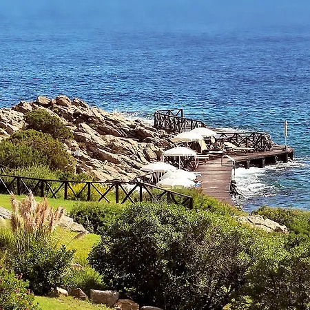 호텔 Colonna Resort, A Colonna Luxury Hotel, 포르투 세르보