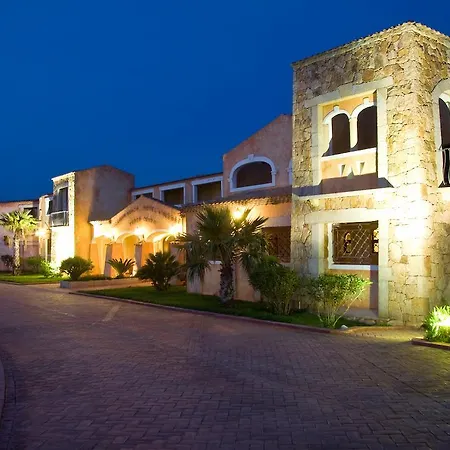 Colonna Resort, A Colonna Luxury Hotel, 切尔沃港