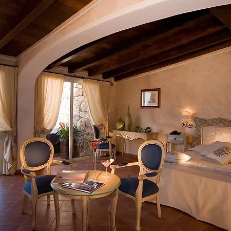 מלון Colonna Resort, A Colonna Luxury Hotel, פורטו צ'רבו