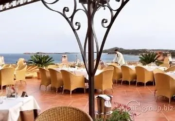 Colonna Resort, A Colonna Luxury Hotel, 切尔沃港