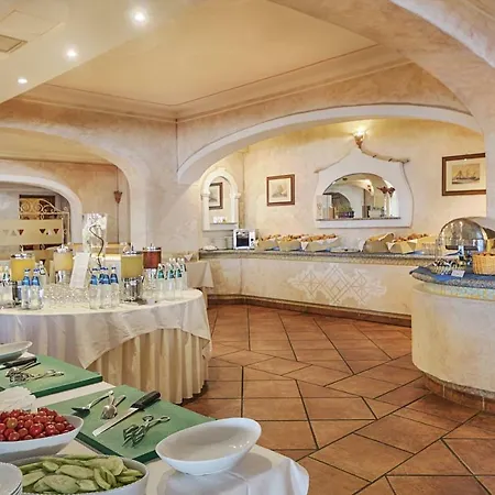מלון Colonna Resort, A Colonna Luxury Hotel, 5*