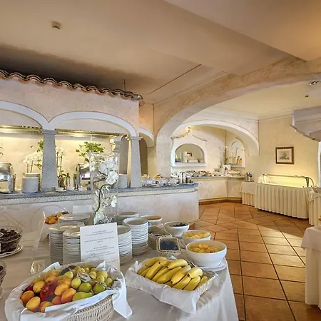 מלון Colonna Resort, A Colonna Luxury Hotel, פורטו צ'רבו