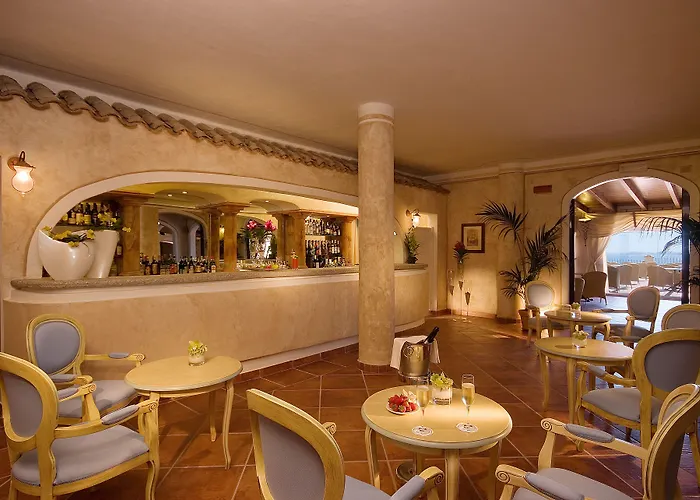 Colonna Resort, A Colonna Luxury Hotel, Отель 5*