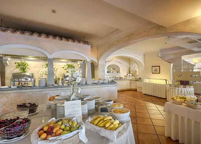 فندق Colonna Resort, A Colonna Luxury Hotel, بورتو كيرفو