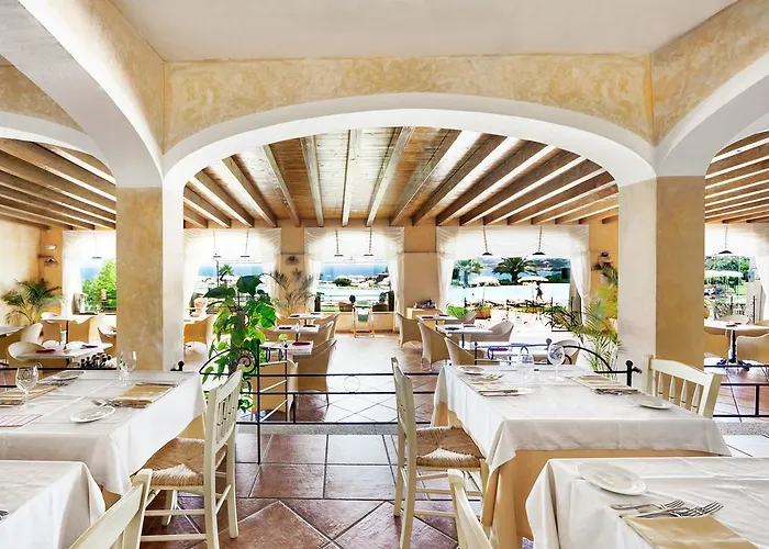 Colonna Resort, A Colonna Luxury Hotel, فندق 5*